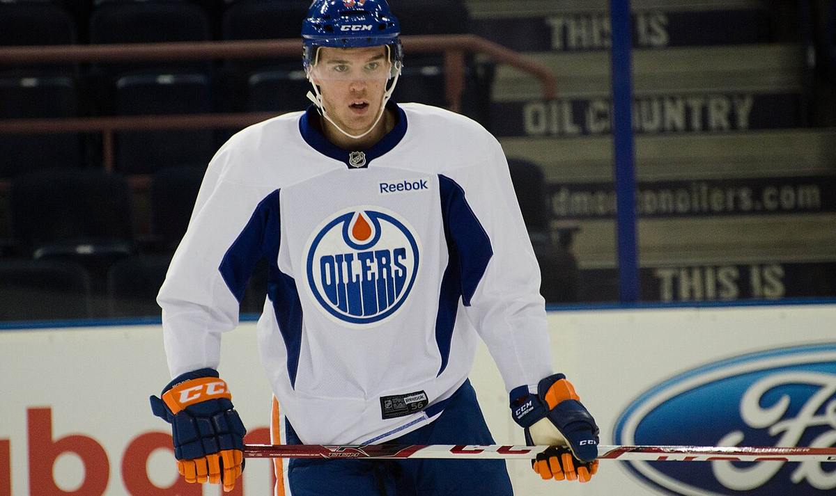Who is Connor McDavid wife Lauren Kyle explained