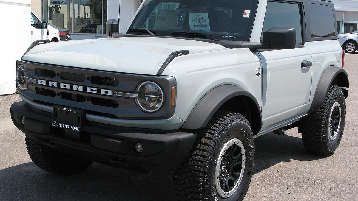 Five August Recalls Covered More Than 1.9 Million Vehicles &mdash; Checking Yours Takes Half a Minute, and the Repair Is Always Free