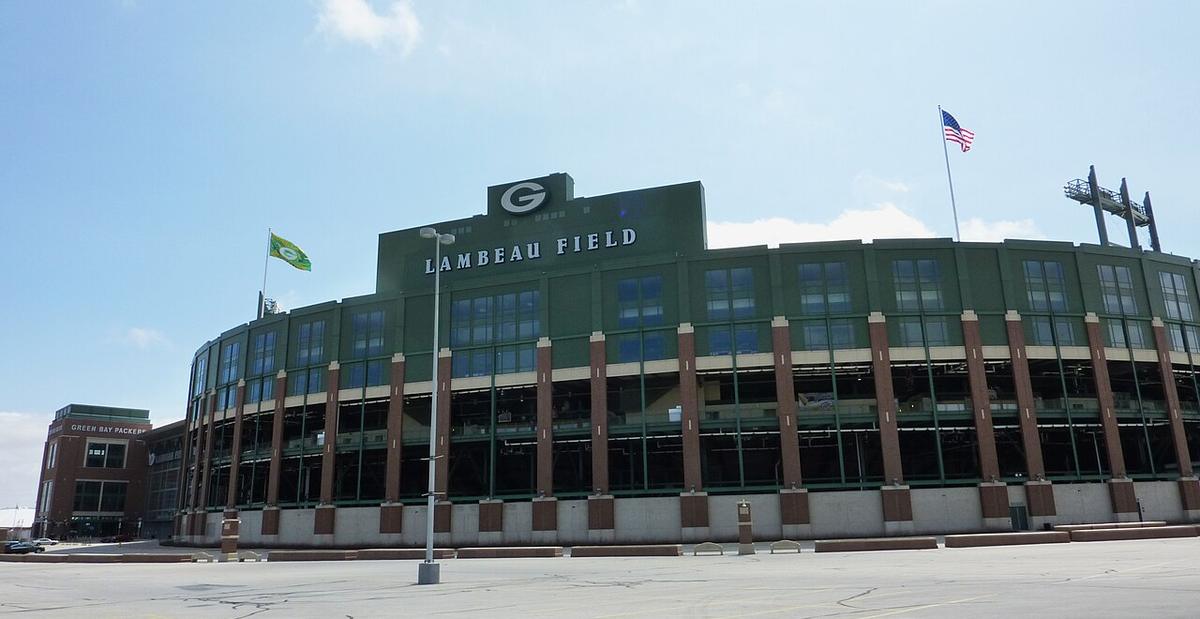 Lambeau Field Capacity: 81,441   the NFL s Second-Biggest Stadium and Its Oldest