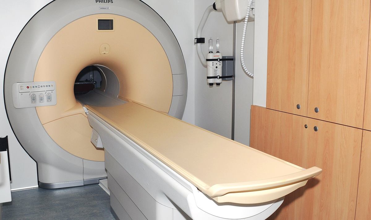 Joe Amabile Found His Brain Tumour With a Scan He Had No Symptoms For &mdash; Which Is Exactly the Scan Doctors Argue About